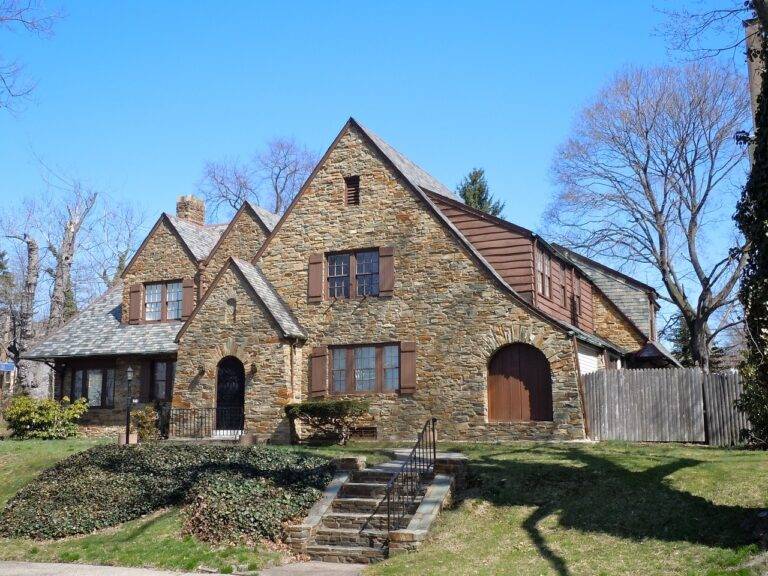 Log home exterior deck refurbishment tactics